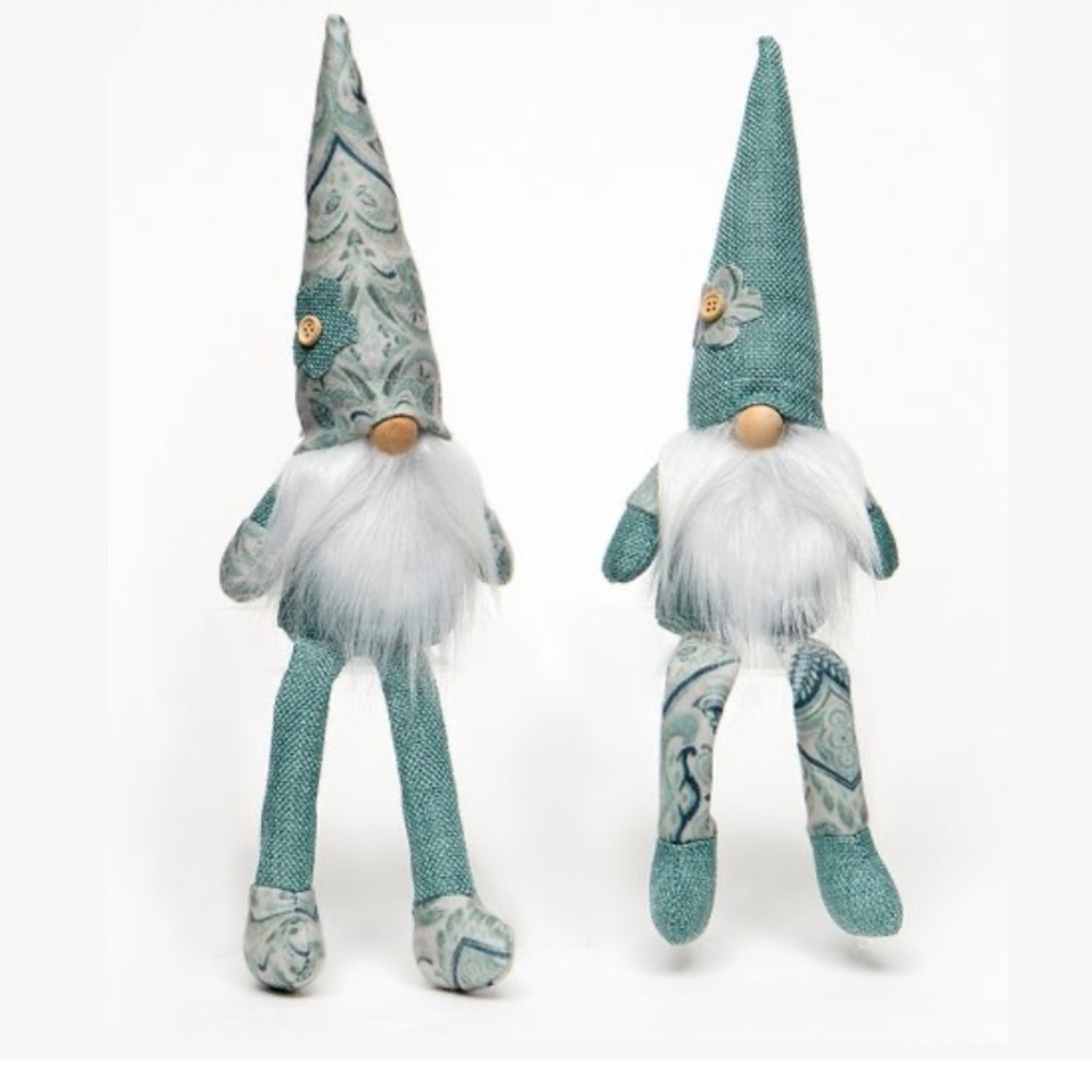 Mera Vic Mint and Paisley Gnomes